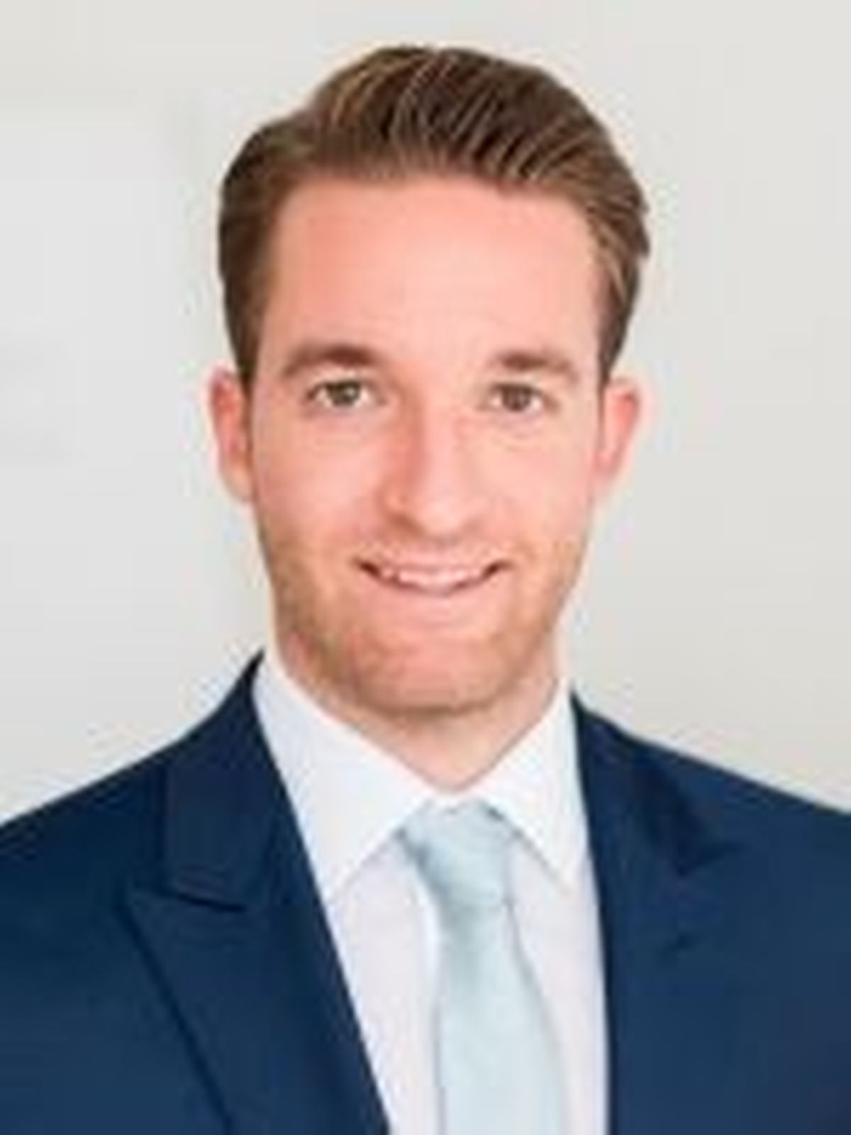 Die Zahnarztpraxis als MVZ-GmbH – wie sinnvoll ist das?